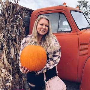 Meet your Posher, Jessi